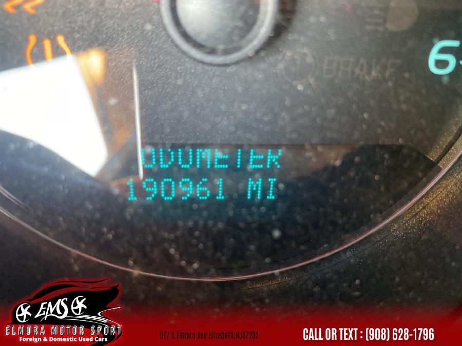2007 Chevrolet Suburban 4WD 4dr 1500 LTZ, available for sale in Elizabeth, New Jersey | Elmora Motor Sports. Elizabeth, New Jersey 2007 Chevrolet Suburban 4WD 4dr 1500 LTZ, available for sale in Elizabeth, New Jersey | Elmora Motor Sports. Elizabeth, New Jersey