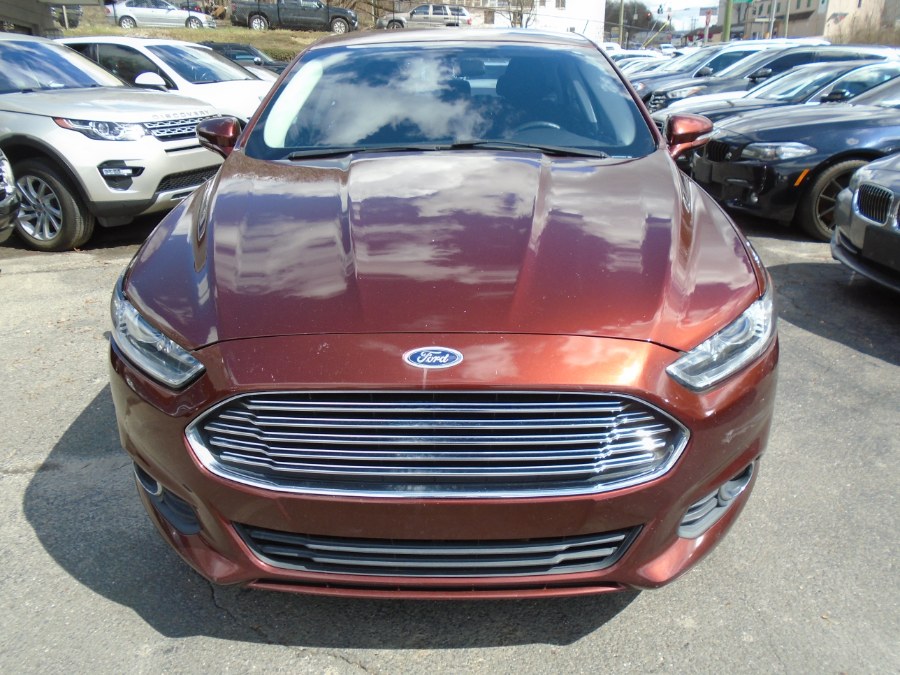 2015 Ford Fusion 4dr Sdn SE FWD, available for sale in Waterbury, Connecticut | Jim Juliani Motors. Waterbury, Connecticut