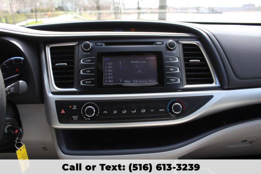 2015 Toyota Highlander AWD 4dr V6 LE, available for sale in Great Neck, New York | Great Neck Car Buyers & Sellers. Great Neck, New York 2015 Toyota Highlander AWD 4dr V6 LE, available for sale in Great Neck, New York | Great Neck Car Buyers & Sellers. Great Neck, New York