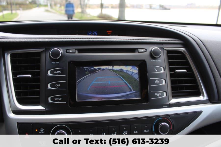 2015 Toyota Highlander AWD 4dr V6 LE, available for sale in Great Neck, New York | Great Neck Car Buyers & Sellers. Great Neck, New York 2015 Toyota Highlander AWD 4dr V6 LE, available for sale in Great Neck, New York | Great Neck Car Buyers & Sellers. Great Neck, New York