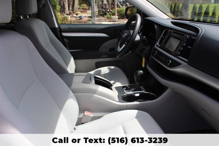 2015 Toyota Highlander AWD 4dr V6 LE, available for sale in Great Neck, New York | Great Neck Car Buyers & Sellers. Great Neck, New York 2015 Toyota Highlander AWD 4dr V6 LE, available for sale in Great Neck, New York | Great Neck Car Buyers & Sellers. Great Neck, New York