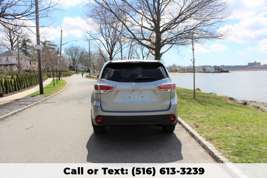 2015 Toyota Highlander AWD 4dr V6 LE, available for sale in Great Neck, New York | Great Neck Car Buyers & Sellers. Great Neck, New York 2015 Toyota Highlander AWD 4dr V6 LE, available for sale in Great Neck, New York | Great Neck Car Buyers & Sellers. Great Neck, New York