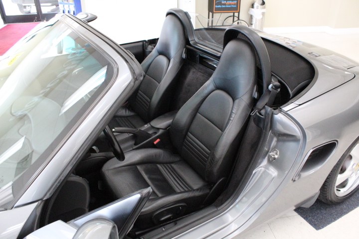 Used Porsche Boxster 2dr Roadster Tiptronic 2002 | New England Auto Sales LLC. Plainville, Connecticut Used Porsche Boxster 2dr Roadster Tiptronic 2002 | New England Auto Sales LLC. Plainville, Connecticut
