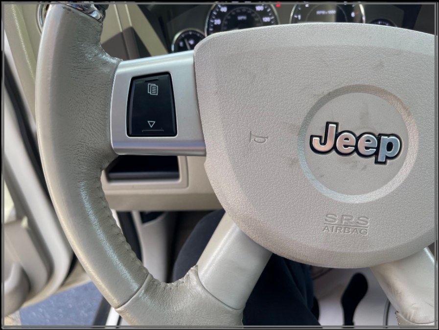 Used Jeep Commander 4WD 4dr Limited 2010 | My Auto Inc.. Huntington Station, New York Used Jeep Commander 4WD 4dr Limited 2010 | My Auto Inc.. Huntington Station, New York