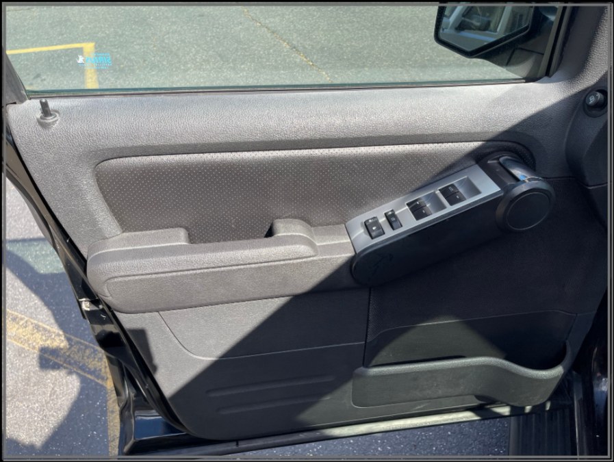 2008 Mercury Mountaineer AWD 4dr V6 Premier, available for sale in Huntington Station, New York | My Auto Inc.. Huntington Station, New York 2008 Mercury Mountaineer AWD 4dr V6 Premier, available for sale in Huntington Station, New York | My Auto Inc.. Huntington Station, New York