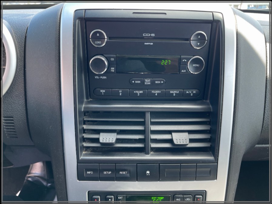 2008 Mercury Mountaineer AWD 4dr V6 Premier, available for sale in Huntington Station, New York | My Auto Inc.. Huntington Station, New York 2008 Mercury Mountaineer AWD 4dr V6 Premier, available for sale in Huntington Station, New York | My Auto Inc.. Huntington Station, New York