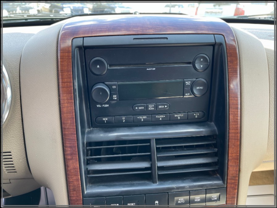 2007 Ford Explorer 4WD 4dr V6 Eddie Bauer, available for sale in Huntington Station, New York | My Auto Inc.. Huntington Station, New York 2007 Ford Explorer 4WD 4dr V6 Eddie Bauer, available for sale in Huntington Station, New York | My Auto Inc.. Huntington Station, New York