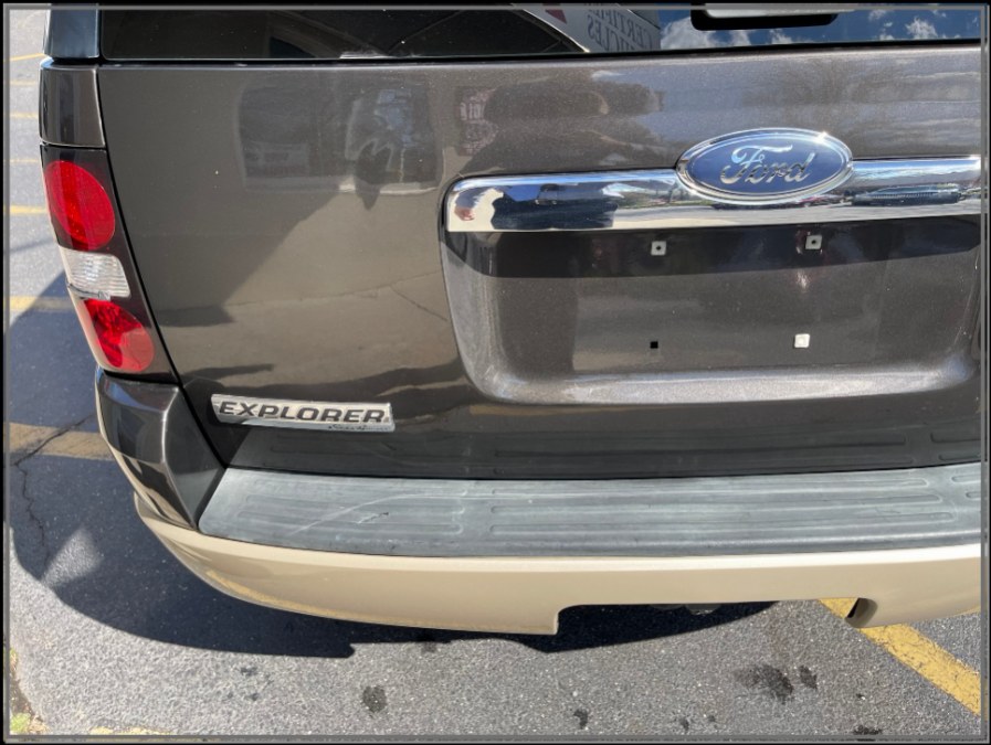 2007 Ford Explorer 4WD 4dr V6 Eddie Bauer, available for sale in Huntington Station, New York | My Auto Inc.. Huntington Station, New York 2007 Ford Explorer 4WD 4dr V6 Eddie Bauer, available for sale in Huntington Station, New York | My Auto Inc.. Huntington Station, New York