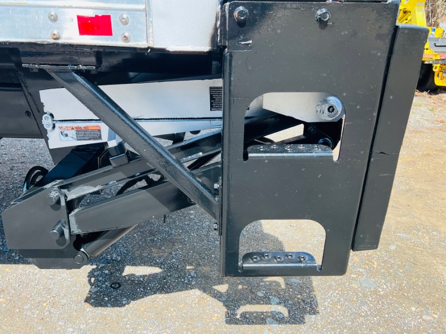 2015 INTERNATIONAL 4300 26 FT DRY BOX + LIFT GATE + CUMMINS ENG + NO CDL, available for sale in South Amboy, New Jersey | NJ Truck Spot. South Amboy, New Jersey 2015 INTERNATIONAL 4300 26 FT DRY BOX + LIFT GATE + CUMMINS ENG + NO CDL, available for sale in South Amboy, New Jersey | NJ Truck Spot. South Amboy, New Jersey