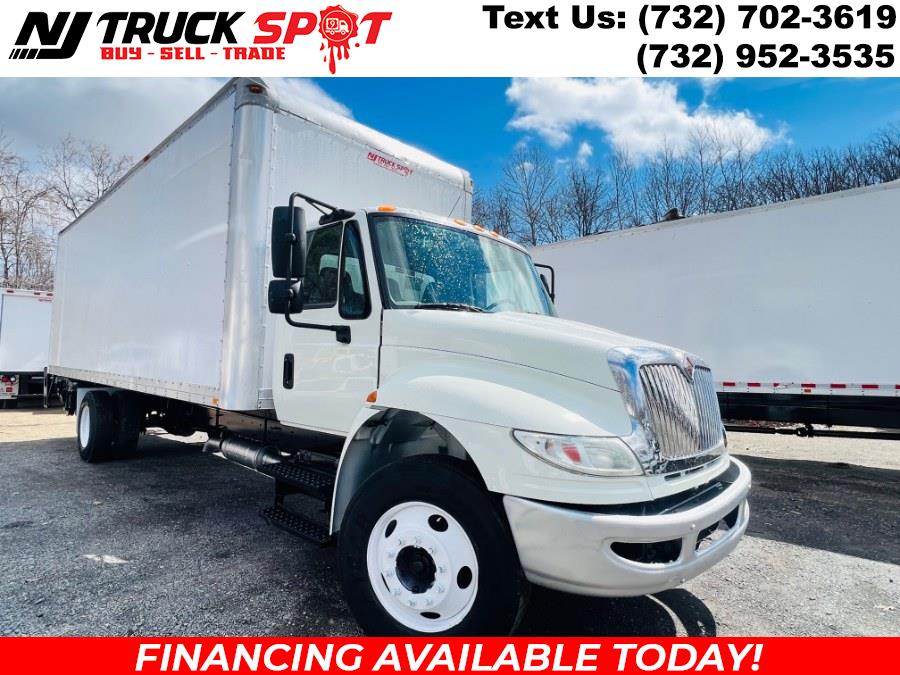 2015 INTERNATIONAL 4300 26 FT DRY BOX + LIFT GATE + CUMMINS ENG + NO CDL, available for sale in South Amboy, New Jersey | NJ Truck Spot. South Amboy, New Jersey