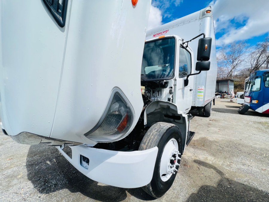 2016 HINO 268 26 FEET DRY BOX + LIFT GATE + NO CDL, available for sale in South Amboy, New Jersey | NJ Truck Spot. South Amboy, New Jersey 2016 HINO 268 26 FEET DRY BOX + LIFT GATE + NO CDL, available for sale in South Amboy, New Jersey | NJ Truck Spot. South Amboy, New Jersey