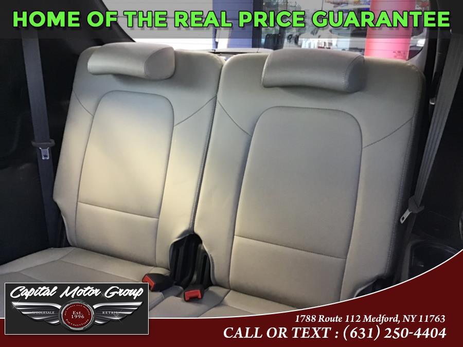 Used Hyundai Santa Fe AWD 4dr Limited 2016 | Capital Motor Group Inc. Medford, New York Used Hyundai Santa Fe AWD 4dr Limited 2016 | Capital Motor Group Inc. Medford, New York