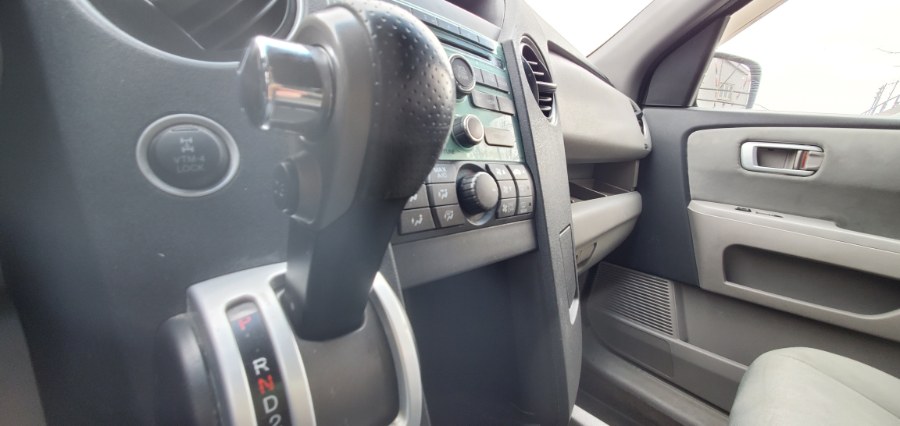 Used Honda Pilot 4WD 4dr LX 2011 | Rubber Bros Auto World. Brooklyn, New York Used Honda Pilot 4WD 4dr LX 2011 | Rubber Bros Auto World. Brooklyn, New York