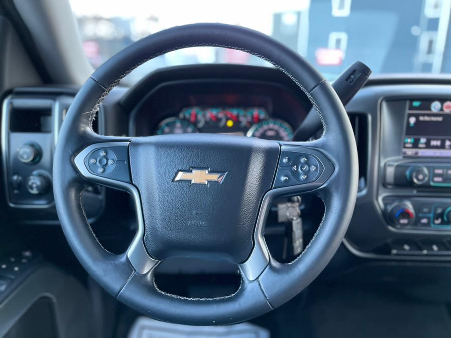 Used Chevrolet Silverado 1500 4WD Crew Cab 143.5" LT w/2LT 2018 | Auto Haus of Irvington Corp. Irvington , New Jersey
