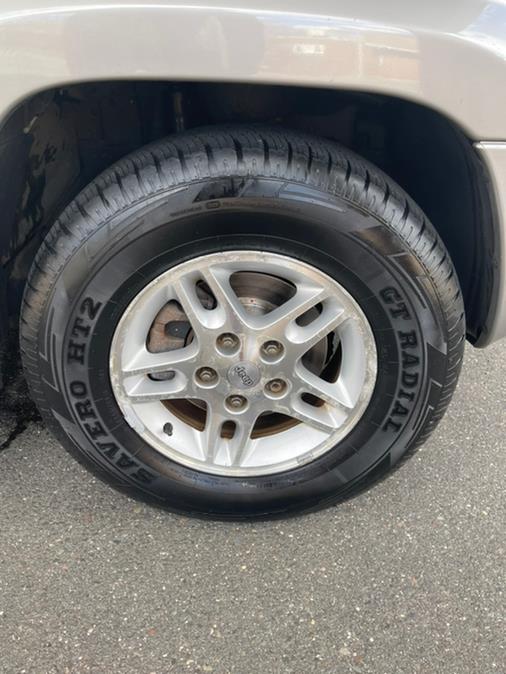2000 Jeep Grand Cherokee 4dr Limited 4WD, available for sale in New Britain, Connecticut | Supreme Automotive. New Britain, Connecticut 2000 Jeep Grand Cherokee 4dr Limited 4WD, available for sale in New Britain, Connecticut | Supreme Automotive. New Britain, Connecticut