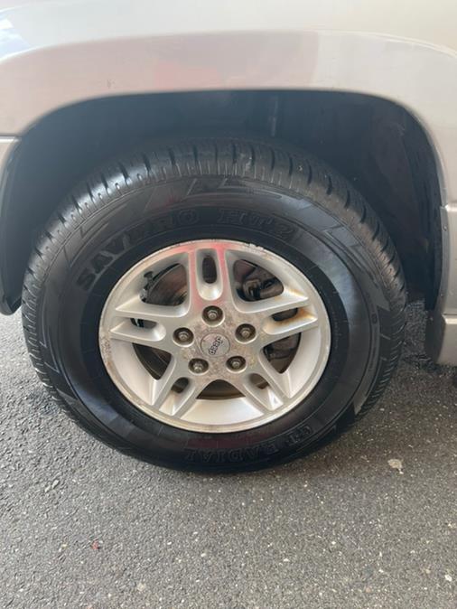 2000 Jeep Grand Cherokee 4dr Limited 4WD, available for sale in New Britain, Connecticut | Supreme Automotive. New Britain, Connecticut 2000 Jeep Grand Cherokee 4dr Limited 4WD, available for sale in New Britain, Connecticut | Supreme Automotive. New Britain, Connecticut