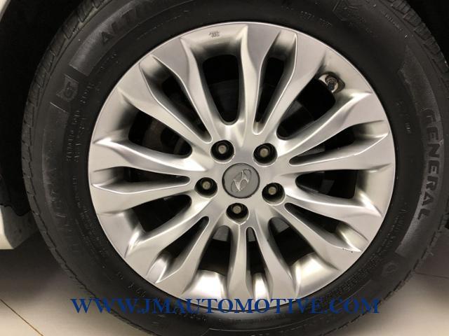 2011 Hyundai Azera 4dr Sdn Limited, available for sale in Naugatuck, Connecticut | J&M Automotive Sls&Svc LLC. Naugatuck, Connecticut 2011 Hyundai Azera 4dr Sdn Limited, available for sale in Naugatuck, Connecticut | J&M Automotive Sls&Svc LLC. Naugatuck, Connecticut