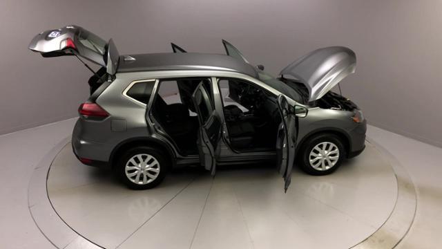 2018 Nissan Rogue FWD S, available for sale in Naugatuck, Connecticut | J&M Automotive Sls&Svc LLC. Naugatuck, Connecticut 2018 Nissan Rogue FWD S, available for sale in Naugatuck, Connecticut | J&M Automotive Sls&Svc LLC. Naugatuck, Connecticut