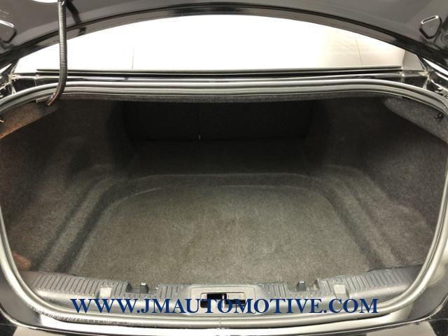2017 Ford Taurus SEL FWD, available for sale in Naugatuck, Connecticut | J&M Automotive Sls&Svc LLC. Naugatuck, Connecticut 2017 Ford Taurus SEL FWD, available for sale in Naugatuck, Connecticut | J&M Automotive Sls&Svc LLC. Naugatuck, Connecticut