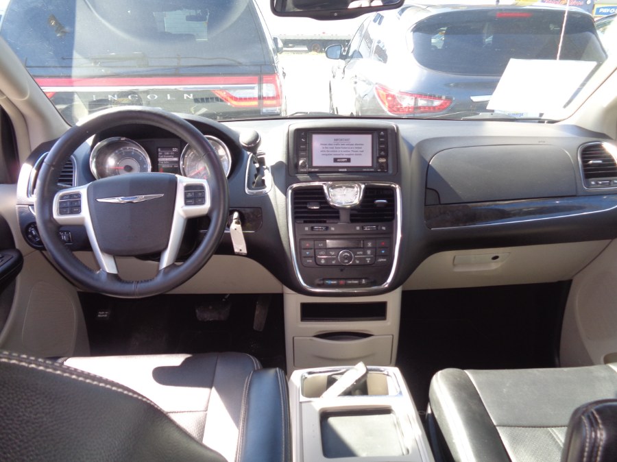 2015 Chrysler Town & Country Touring-L LOW MILES!, available for sale in Rosedale, New York | Sunrise Auto Sales. Rosedale, New York 2015 Chrysler Town & Country Touring-L LOW MILES!, available for sale in Rosedale, New York | Sunrise Auto Sales. Rosedale, New York