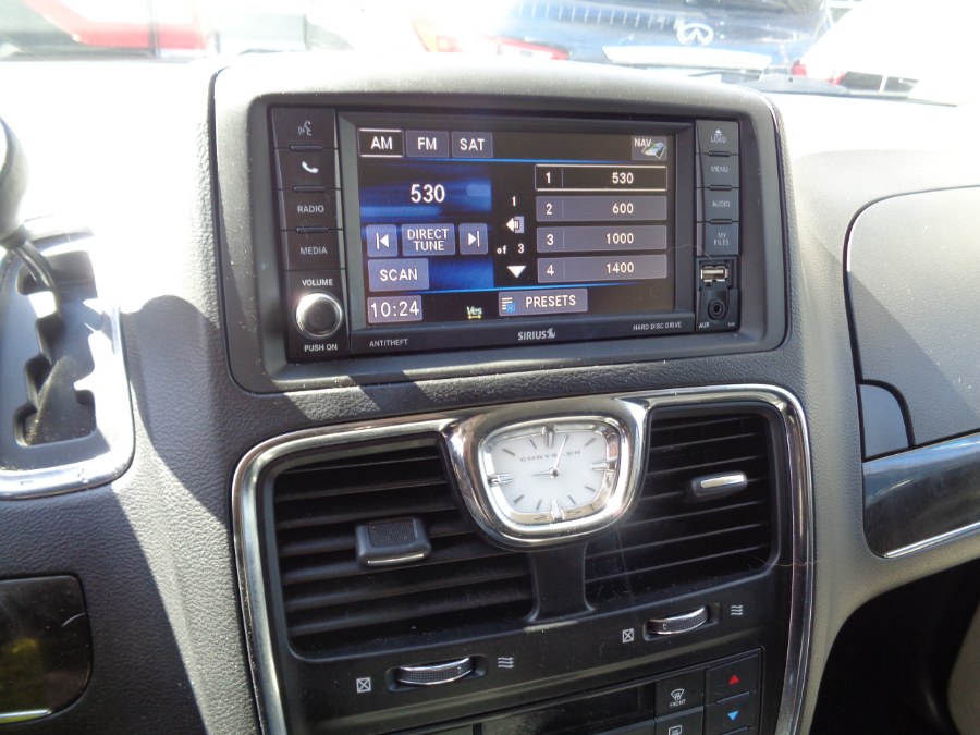 2015 Chrysler Town & Country Touring-L LOW MILES!, available for sale in Rosedale, New York | Sunrise Auto Sales. Rosedale, New York 2015 Chrysler Town & Country Touring-L LOW MILES!, available for sale in Rosedale, New York | Sunrise Auto Sales. Rosedale, New York