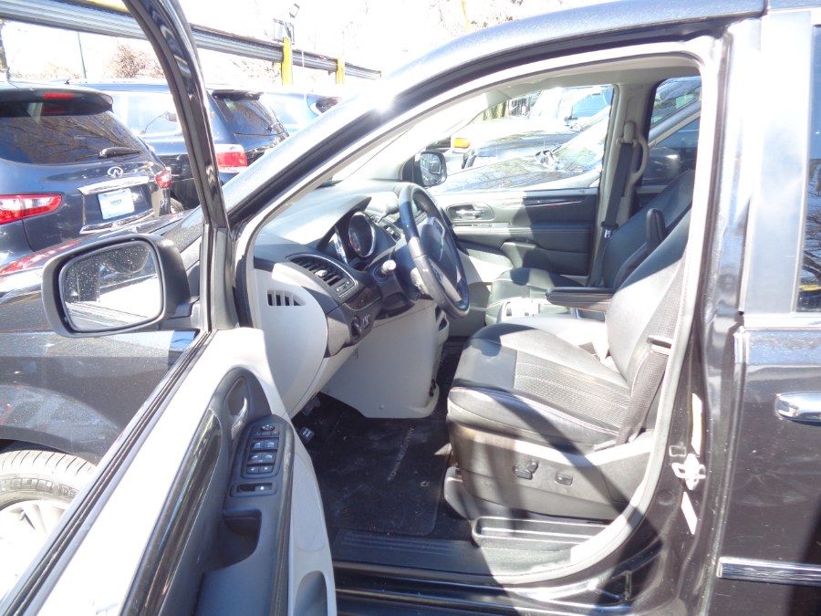 2015 Chrysler Town & Country Touring-L LOW MILES!, available for sale in Rosedale, New York | Sunrise Auto Sales. Rosedale, New York 2015 Chrysler Town & Country Touring-L LOW MILES!, available for sale in Rosedale, New York | Sunrise Auto Sales. Rosedale, New York