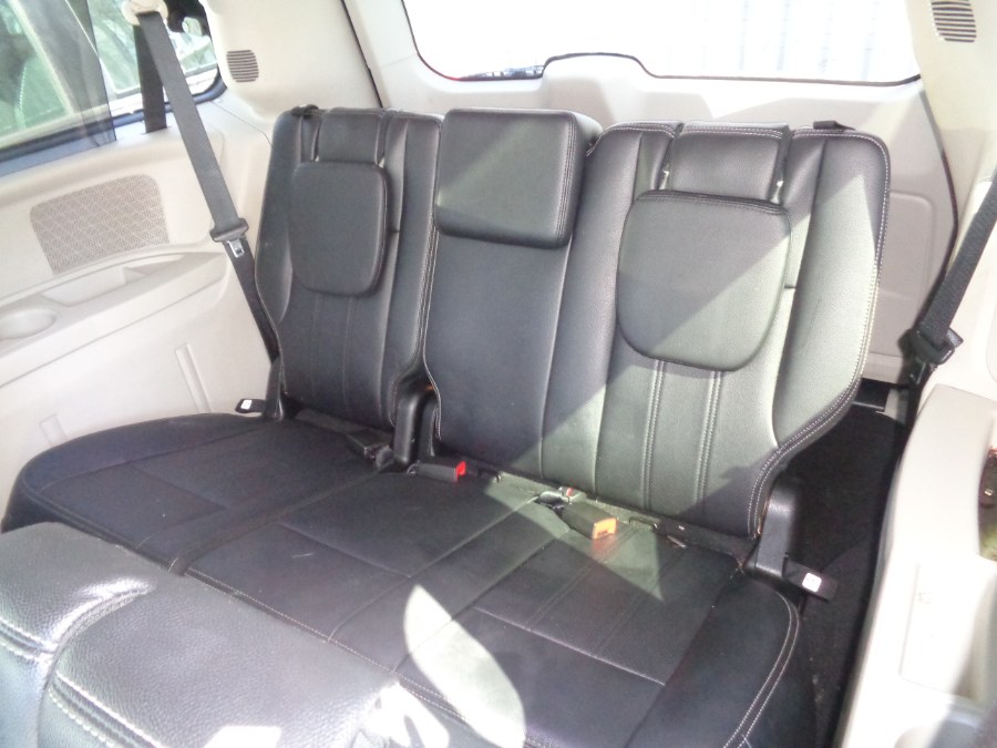2015 Chrysler Town & Country Touring-L LOW MILES!, available for sale in Rosedale, New York | Sunrise Auto Sales. Rosedale, New York 2015 Chrysler Town & Country Touring-L LOW MILES!, available for sale in Rosedale, New York | Sunrise Auto Sales. Rosedale, New York
