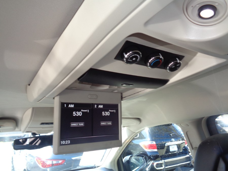 2015 Chrysler Town & Country Touring-L LOW MILES!, available for sale in Rosedale, New York | Sunrise Auto Sales. Rosedale, New York 2015 Chrysler Town & Country Touring-L LOW MILES!, available for sale in Rosedale, New York | Sunrise Auto Sales. Rosedale, New York