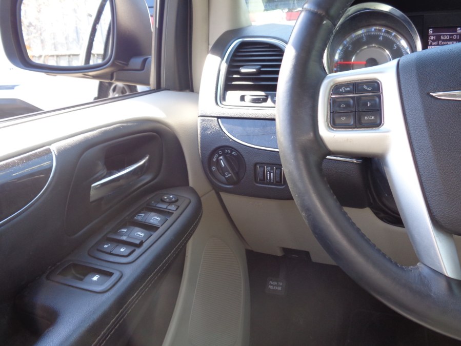 2015 Chrysler Town & Country Touring-L LOW MILES!, available for sale in Rosedale, New York | Sunrise Auto Sales. Rosedale, New York 2015 Chrysler Town & Country Touring-L LOW MILES!, available for sale in Rosedale, New York | Sunrise Auto Sales. Rosedale, New York