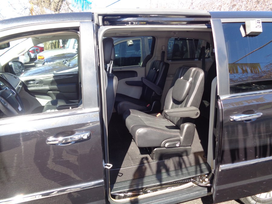 2015 Chrysler Town & Country Touring-L LOW MILES!, available for sale in Rosedale, New York | Sunrise Auto Sales. Rosedale, New York 2015 Chrysler Town & Country Touring-L LOW MILES!, available for sale in Rosedale, New York | Sunrise Auto Sales. Rosedale, New York