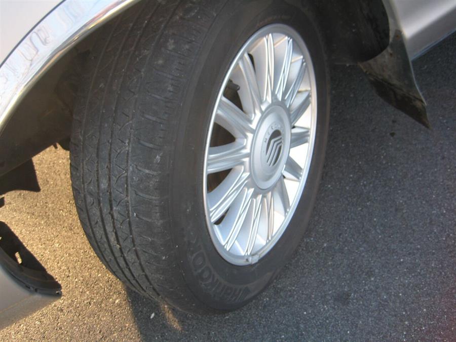2010 Mercury Grand Marquis LS 4dr Sedan, available for sale in Massapequa, New York | Rite Choice Auto Inc.. Massapequa, New York 2010 Mercury Grand Marquis LS 4dr Sedan, available for sale in Massapequa, New York | Rite Choice Auto Inc.. Massapequa, New York