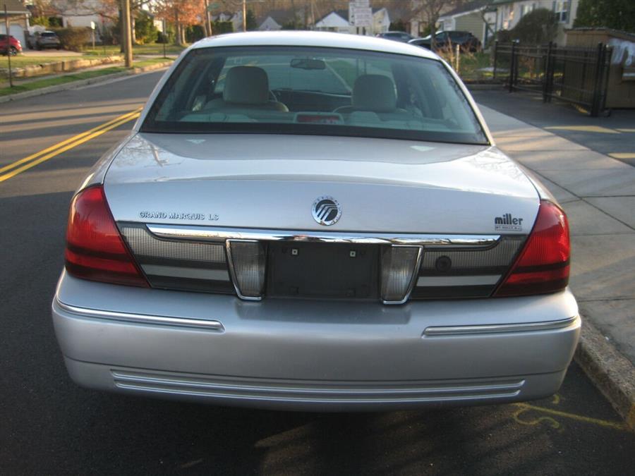 2010 Mercury Grand Marquis LS 4dr Sedan, available for sale in Massapequa, New York | Rite Choice Auto Inc.. Massapequa, New York 2010 Mercury Grand Marquis LS 4dr Sedan, available for sale in Massapequa, New York | Rite Choice Auto Inc.. Massapequa, New York