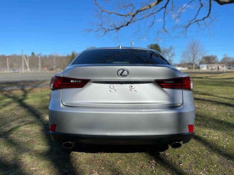 2014 Lexus IS 250 4dr Sport Sdn Auto AWD, available for sale in Plainville, Connecticut | Choice Group LLC Choice Motor Car. Plainville, Connecticut