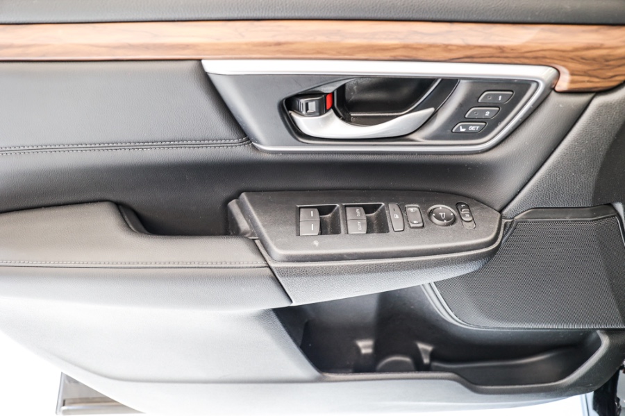 Used Honda CR-V EX-L AWD 2021 | 26 Motors Long Island. ELMONT, New York Used Honda CR-V EX-L AWD 2021 | 26 Motors Long Island. ELMONT, New York