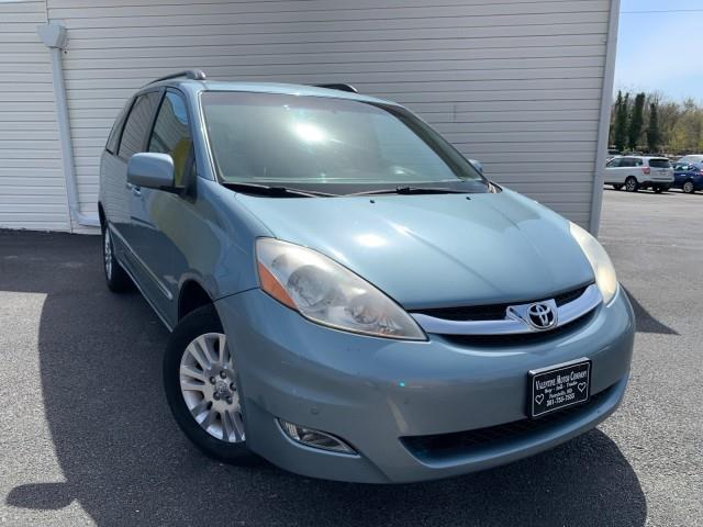 2007 Toyota Sienna XLE Ltd, available for sale in Forestville, Maryland | Valentine Motor Company. Forestville, Maryland 2007 Toyota Sienna XLE Ltd, available for sale in Forestville, Maryland | Valentine Motor Company. Forestville, Maryland