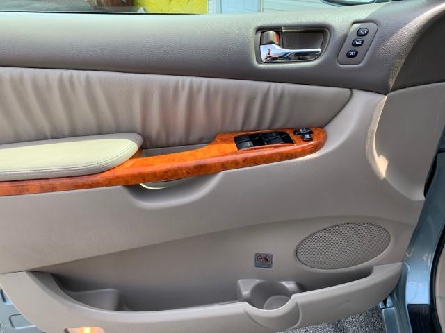 2007 Toyota Sienna XLE Ltd, available for sale in Forestville, Maryland | Valentine Motor Company. Forestville, Maryland 2007 Toyota Sienna XLE Ltd, available for sale in Forestville, Maryland | Valentine Motor Company. Forestville, Maryland