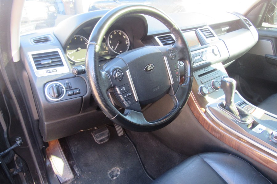 2010 Land Rover Range Rover Sport 4WD 4dr HSE, available for sale in Shelton, Connecticut | Center Motorsports LLC. Shelton, Connecticut 2010 Land Rover Range Rover Sport 4WD 4dr HSE, available for sale in Shelton, Connecticut | Center Motorsports LLC. Shelton, Connecticut