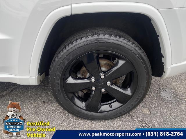 Used Jeep Grand Cherokee 4WD 4dr Laredo 2015 | Peak Automotive Inc.. Bayshore, New York Used Jeep Grand Cherokee 4WD 4dr Laredo 2015 | Peak Automotive Inc.. Bayshore, New York