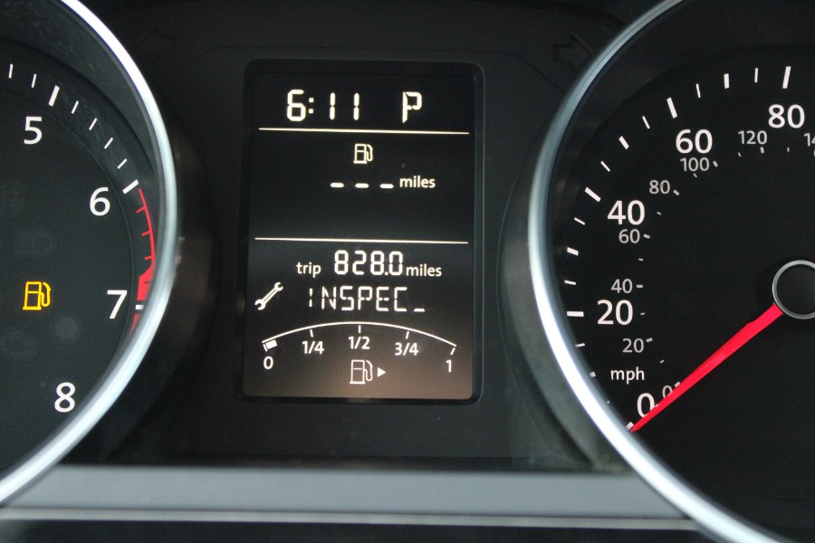 2015 Volkswagen Jetta Sedan 4dr Auto 1.8T SE w/Connectivity PZEV, available for sale in Plantsville, Connecticut | Auto House of Luxury. Plantsville, Connecticut 2015 Volkswagen Jetta Sedan 4dr Auto 1.8T SE w/Connectivity PZEV, available for sale in Plantsville, Connecticut | Auto House of Luxury. Plantsville, Connecticut