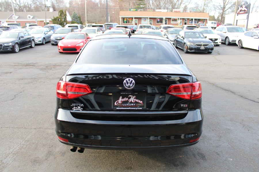 2015 Volkswagen Jetta Sedan 4dr Auto 1.8T SE w/Connectivity PZEV, available for sale in Plantsville, Connecticut | Auto House of Luxury. Plantsville, Connecticut 2015 Volkswagen Jetta Sedan 4dr Auto 1.8T SE w/Connectivity PZEV, available for sale in Plantsville, Connecticut | Auto House of Luxury. Plantsville, Connecticut
