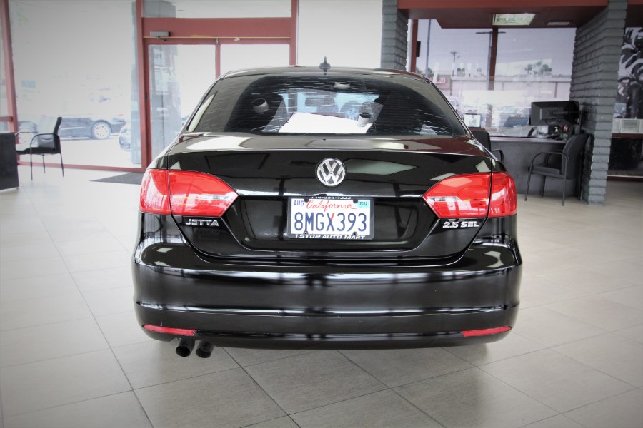 2012 Volkswagen Jetta Sedan 4dr Auto SEL PZEV *Ltd Avail*, available for sale in Garden Grove, California | 1 Stop Auto Mart Inc.. Garden Grove, California 2012 Volkswagen Jetta Sedan 4dr Auto SEL PZEV *Ltd Avail*, available for sale in Garden Grove, California | 1 Stop Auto Mart Inc.. Garden Grove, California