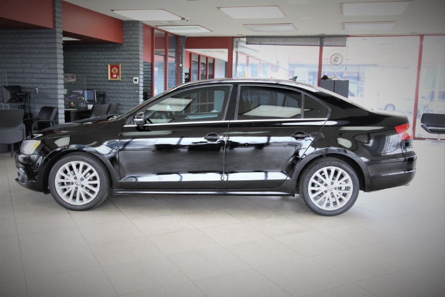 2012 Volkswagen Jetta Sedan 4dr Auto SEL PZEV *Ltd Avail*, available for sale in Garden Grove, California | 1 Stop Auto Mart Inc.. Garden Grove, California 2012 Volkswagen Jetta Sedan 4dr Auto SEL PZEV *Ltd Avail*, available for sale in Garden Grove, California | 1 Stop Auto Mart Inc.. Garden Grove, California