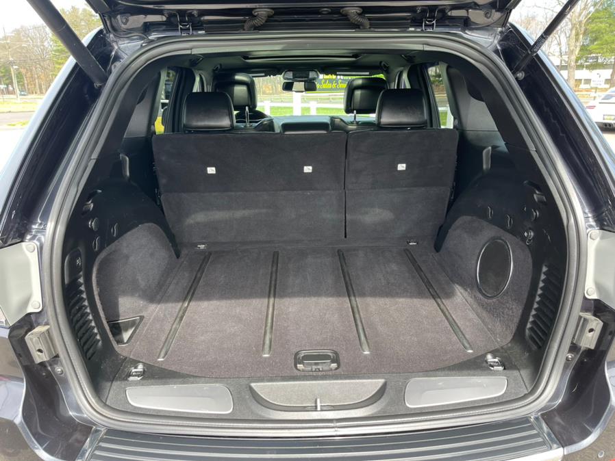 2014 Jeep Grand Cherokee 4WD 4dr Overland, available for sale in South Windsor, Connecticut | Mike And Tony Auto Sales, Inc. South Windsor, Connecticut 2014 Jeep Grand Cherokee 4WD 4dr Overland, available for sale in South Windsor, Connecticut | Mike And Tony Auto Sales, Inc. South Windsor, Connecticut