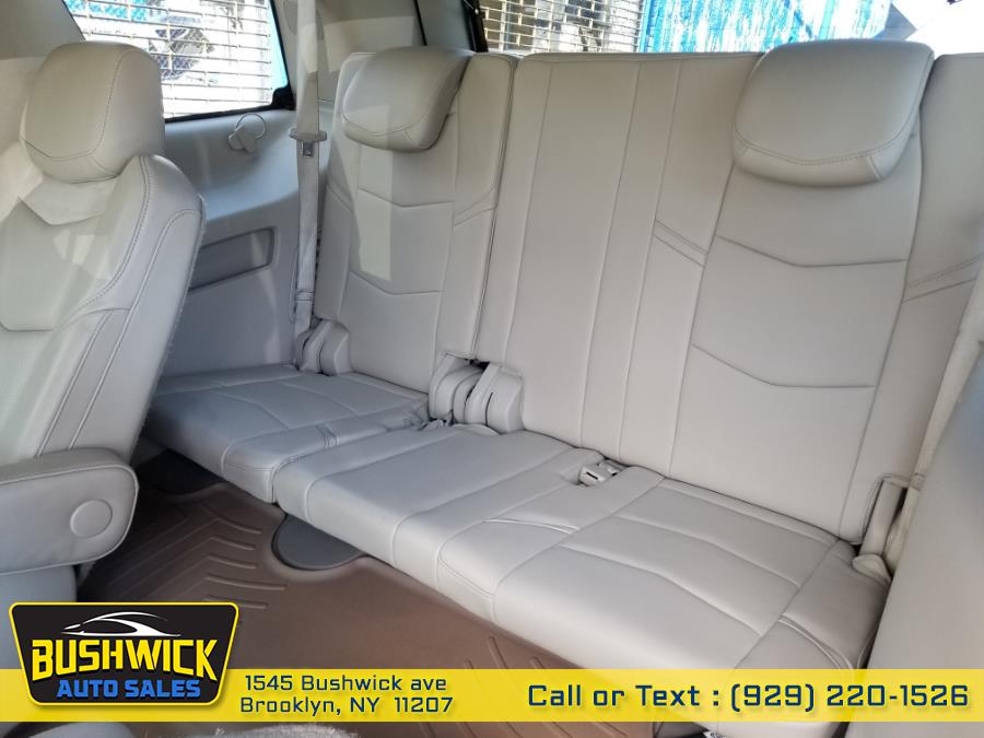 Used Cadillac Escalade 4WD 4dr Luxury 2015 | Bushwick Auto Sales LLC. Brooklyn, New York