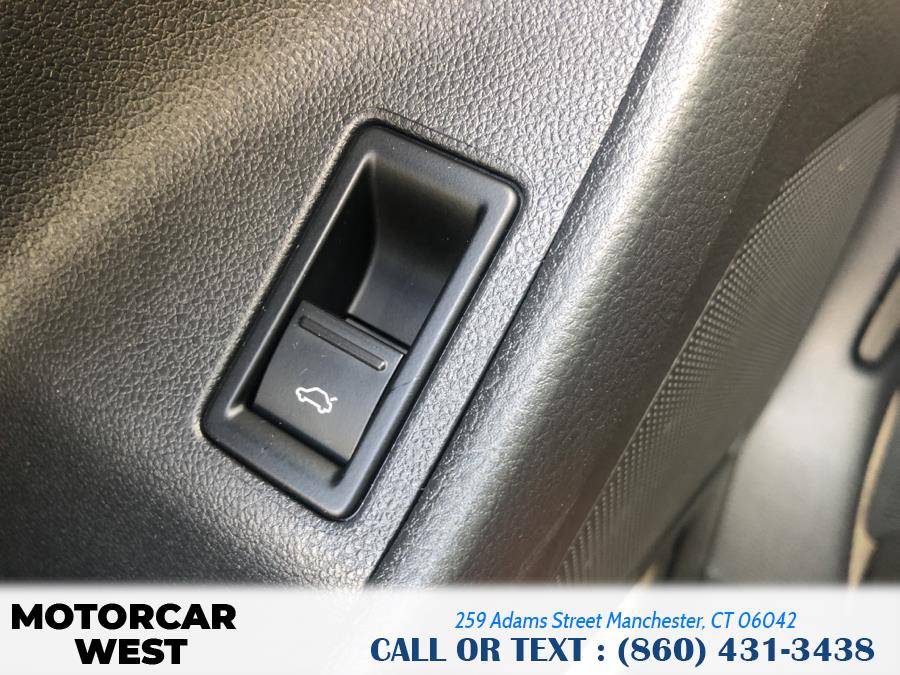 2014 Volkswagen Jetta Sedan 4dr Auto SE PZEV, available for sale in Manchester, Connecticut | Motorcar West. Manchester, Connecticut 2014 Volkswagen Jetta Sedan 4dr Auto SE PZEV, available for sale in Manchester, Connecticut | Motorcar West. Manchester, Connecticut