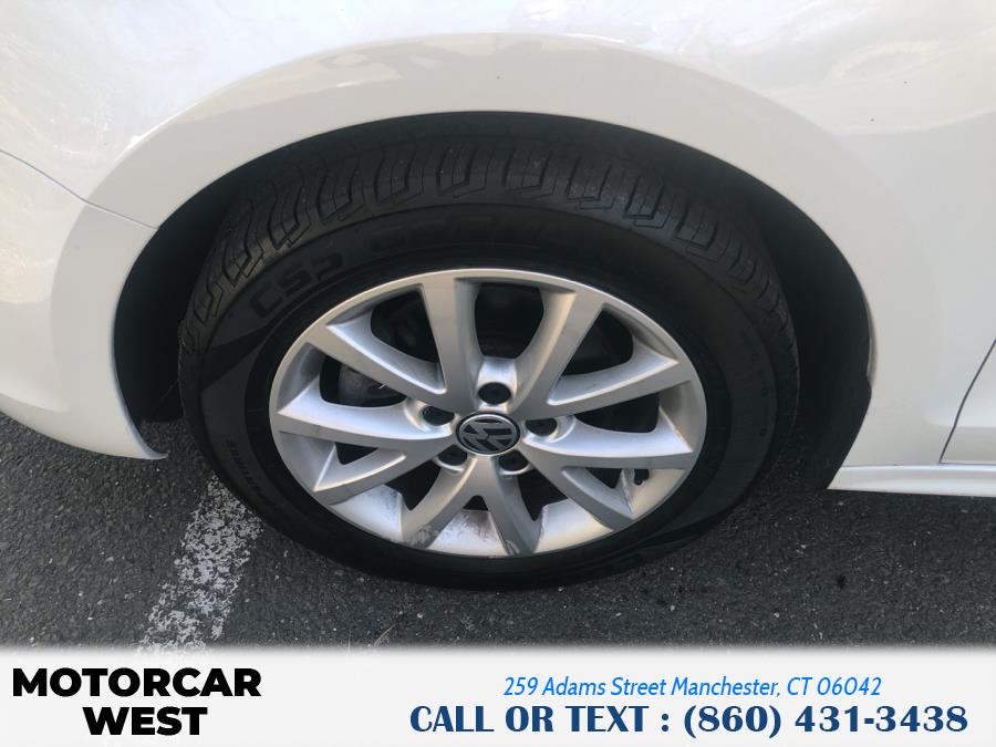 2014 Volkswagen Jetta Sedan 4dr Auto SE PZEV, available for sale in Manchester, Connecticut | Motorcar West. Manchester, Connecticut 2014 Volkswagen Jetta Sedan 4dr Auto SE PZEV, available for sale in Manchester, Connecticut | Motorcar West. Manchester, Connecticut