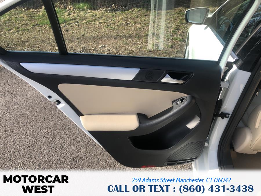2014 Volkswagen Jetta Sedan 4dr Auto SE PZEV, available for sale in Manchester, Connecticut | Motorcar West. Manchester, Connecticut 2014 Volkswagen Jetta Sedan 4dr Auto SE PZEV, available for sale in Manchester, Connecticut | Motorcar West. Manchester, Connecticut