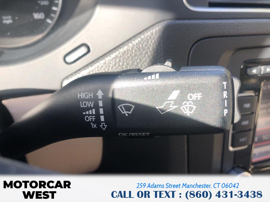 2014 Volkswagen Jetta Sedan 4dr Auto SE PZEV, available for sale in Manchester, Connecticut | Motorcar West. Manchester, Connecticut 2014 Volkswagen Jetta Sedan 4dr Auto SE PZEV, available for sale in Manchester, Connecticut | Motorcar West. Manchester, Connecticut