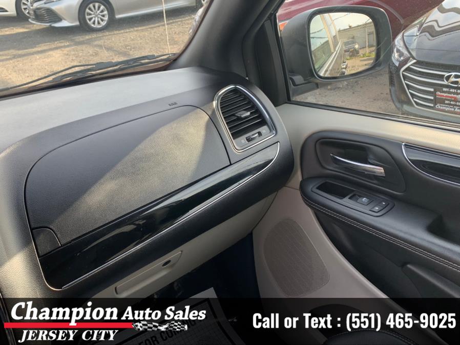 Used Dodge Grand Caravan SXT Wagon 2020 | Champion Auto Sales of JC. Jersey City, New Jersey Used Dodge Grand Caravan SXT Wagon 2020 | Champion Auto Sales of JC. Jersey City, New Jersey