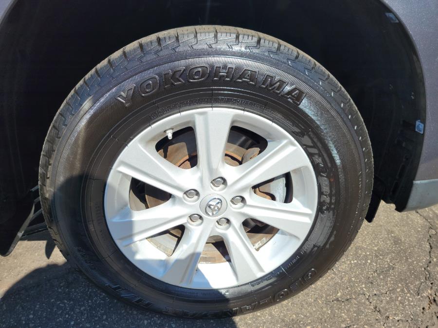 Used Toyota Highlander 4WD 4dr V6 SE (Natl) 2013 | Eugen's Auto Sales & Repairs. Philadelphia, Pennsylvania Used Toyota Highlander 4WD 4dr V6 SE (Natl) 2013 | Eugen's Auto Sales & Repairs. Philadelphia, Pennsylvania